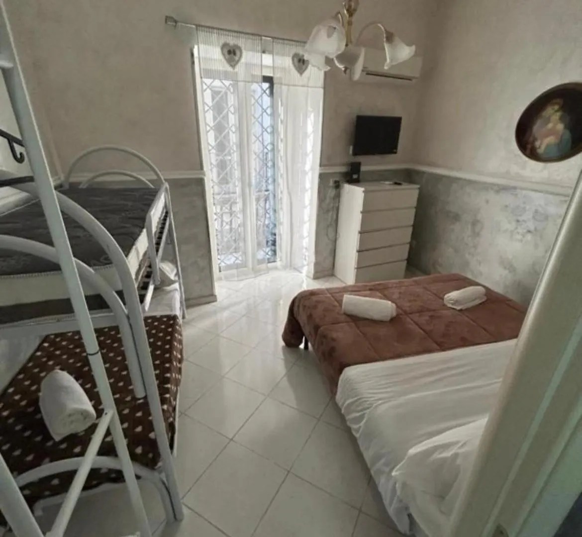 Valentino House Tessitori Apartment Naples Italy